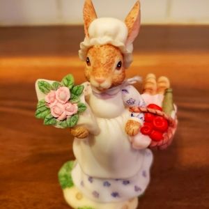 VINTAGE ROYAL DOULTON MRS. BUNNYKINS A Busy morning shopping DBR7/4981